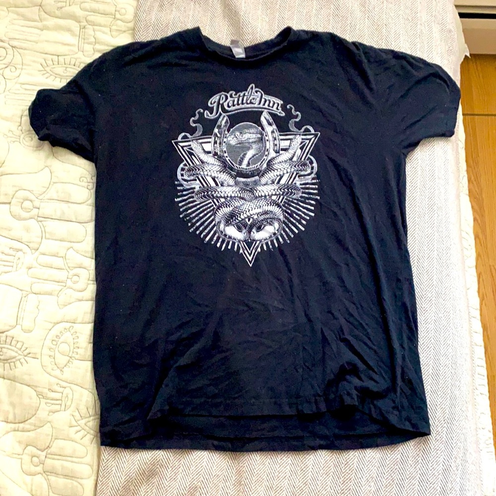 Graphic tee
